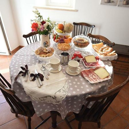 B&B Delle Erbe Calvi dell' Umbria Bagian luar foto