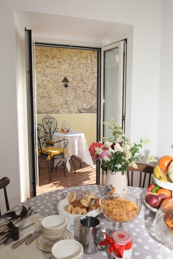 B&B Delle Erbe Calvi dell' Umbria Bagian luar foto